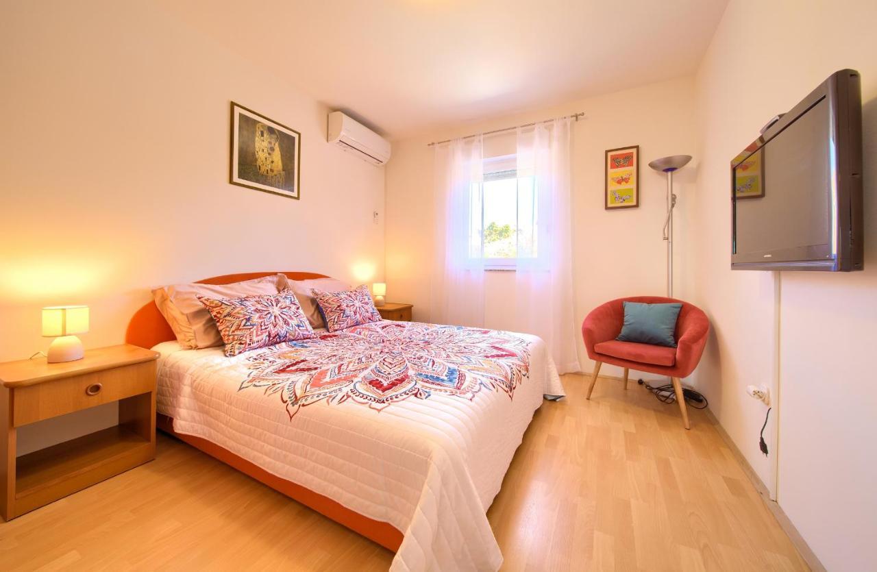 Apartman Noel Krk Town Exteriér fotografie